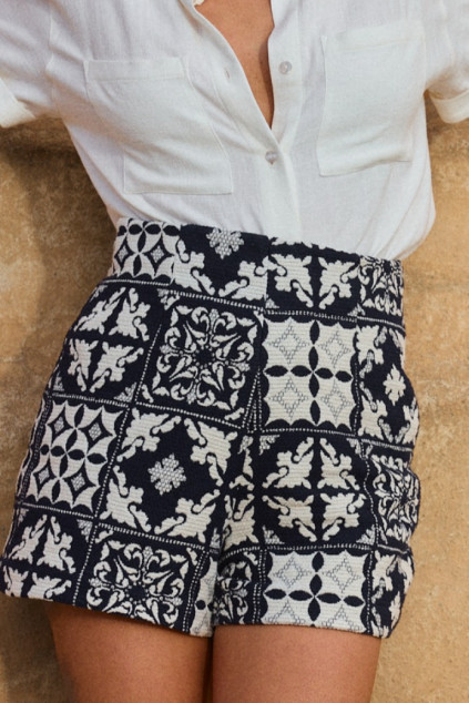 SHORT STEPHEN JACQUARD...