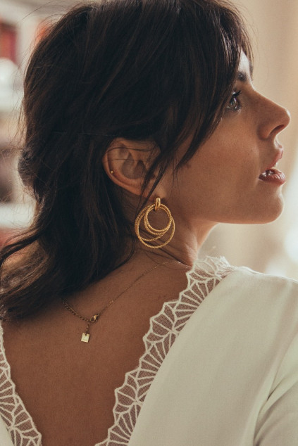 BOUCLES D OREILLES BRUNE