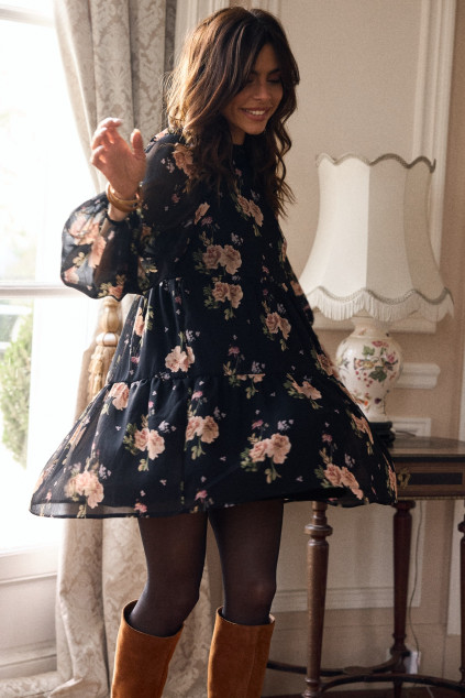 ROBE RAJA POEME NOIR